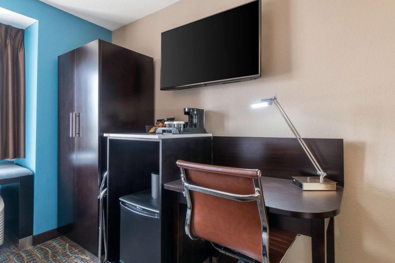 Clarion Inn Auburn Seattle Bagian luar foto